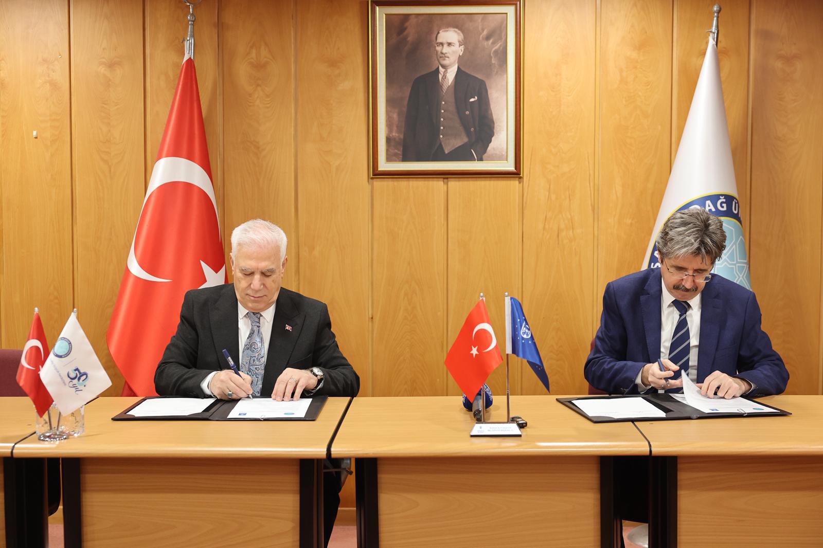 36597 M T Y5 Nj Yx Zj 1