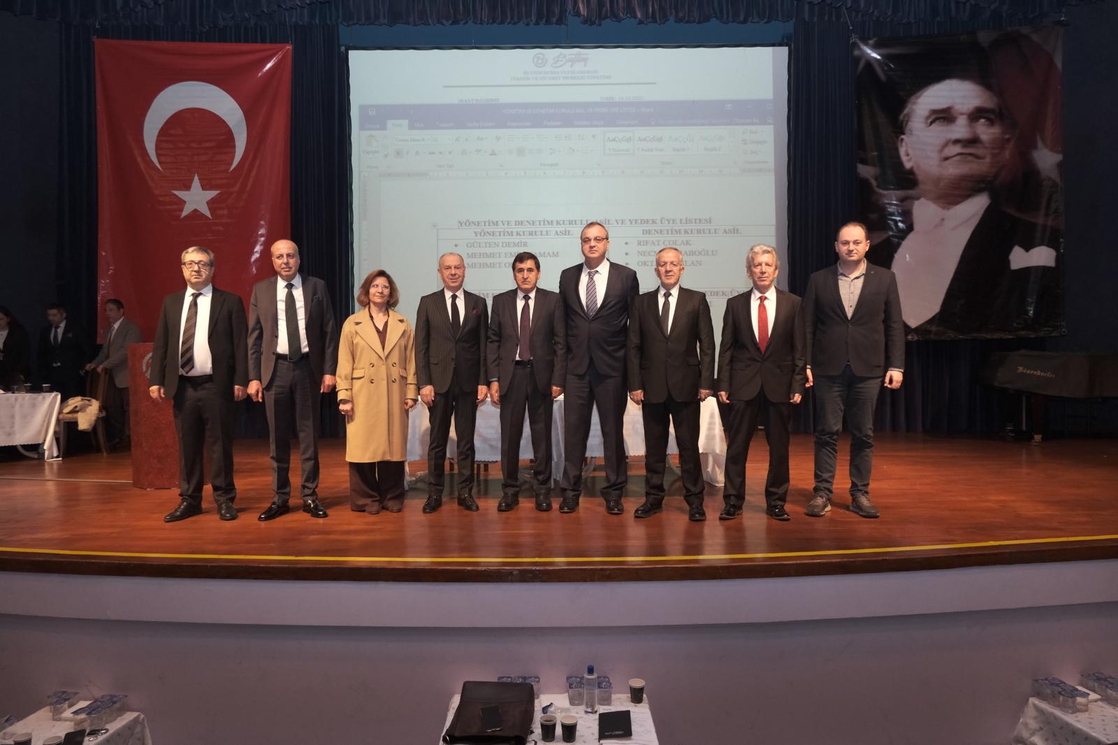 Butti̇m’de Bayrak Deği̇şi̇mi̇ 1-1