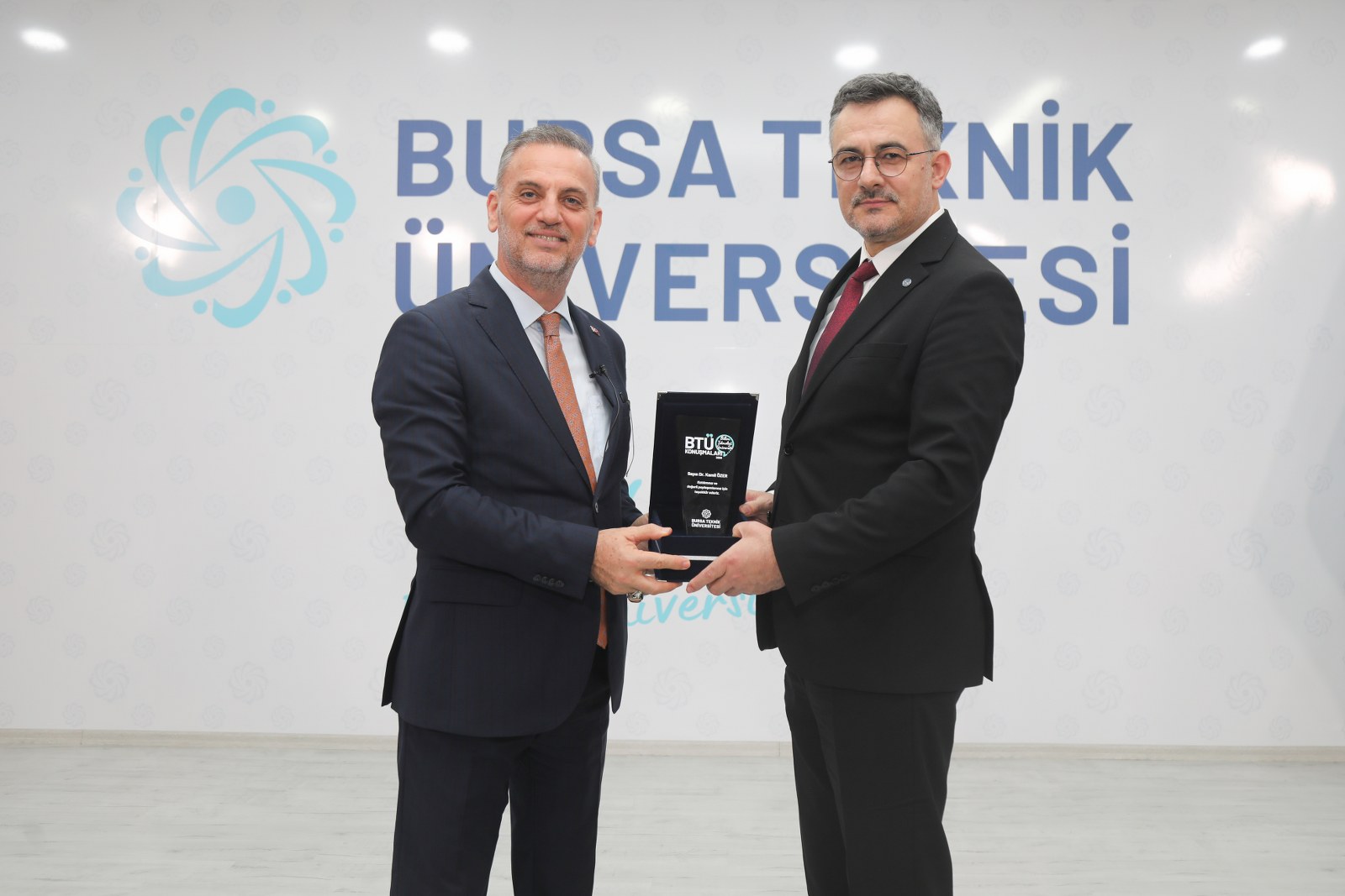 Whatsapp Image 2026 01 14 At 13.05.06