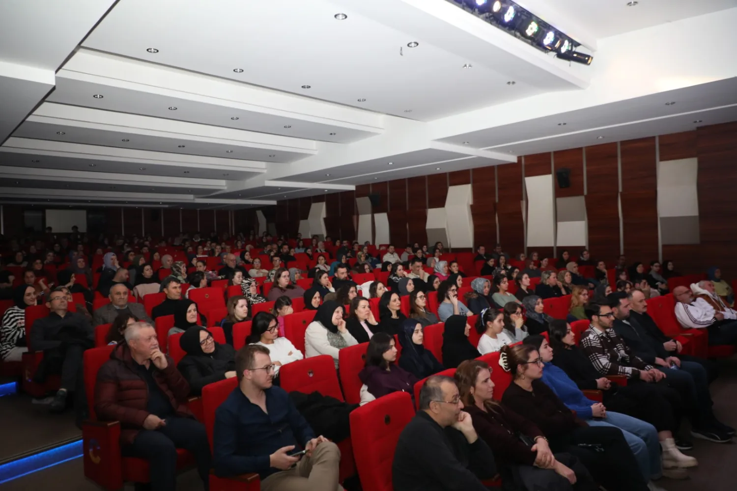 2Dde660D6Be3F44287Da941E4C55Dd1E906D166F