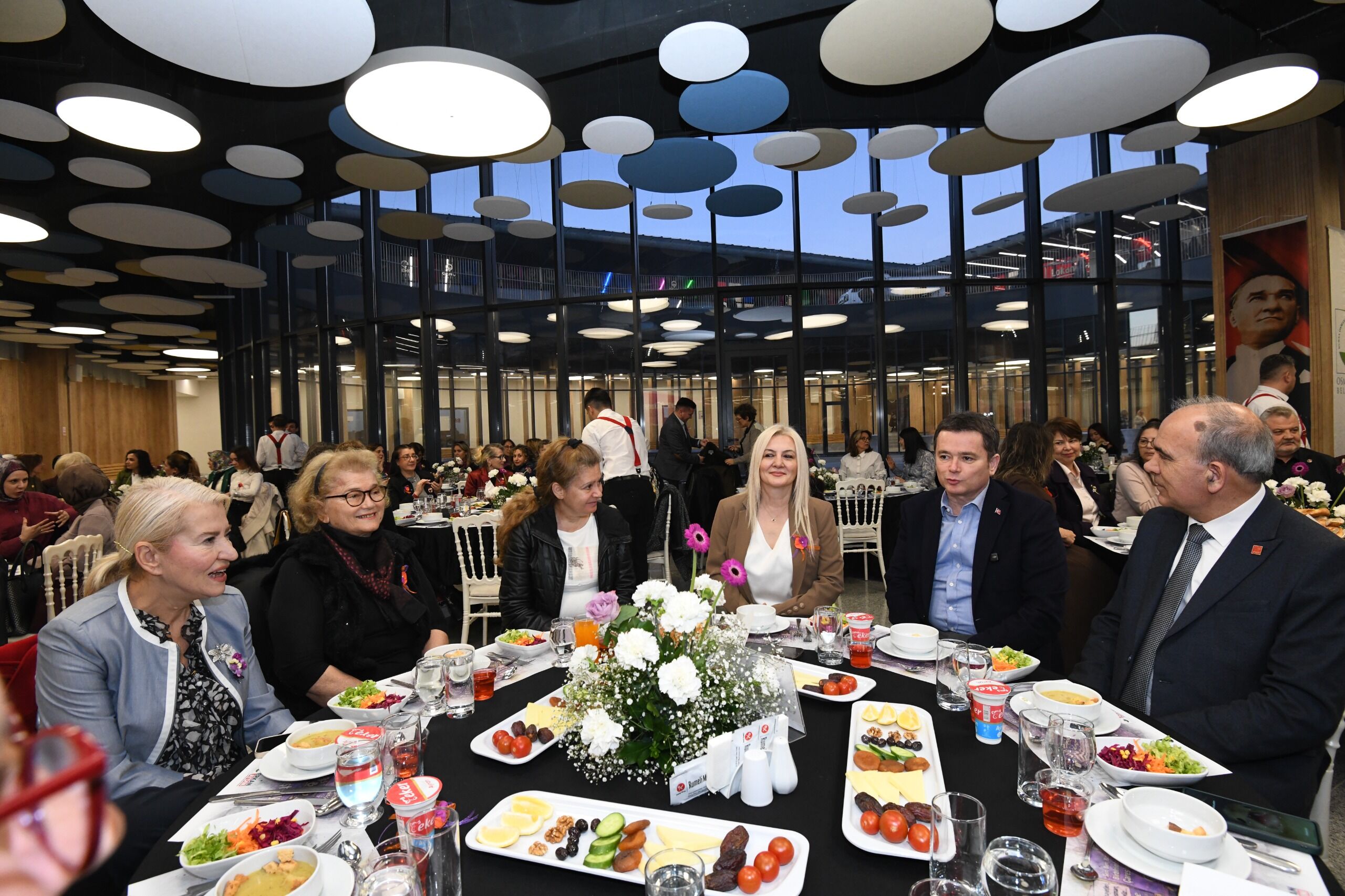 8 Mart İftar Buluşması (4)