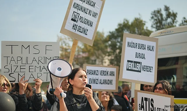 Atis Yapi Magdurlarindan Siyah Balonlu Protesto Sicak Bir Yuva Istemistik 6724 Webp