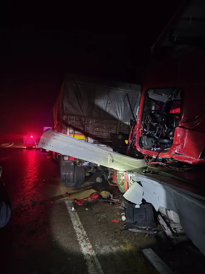 Aw660170 03 69B247Af4Cfb2