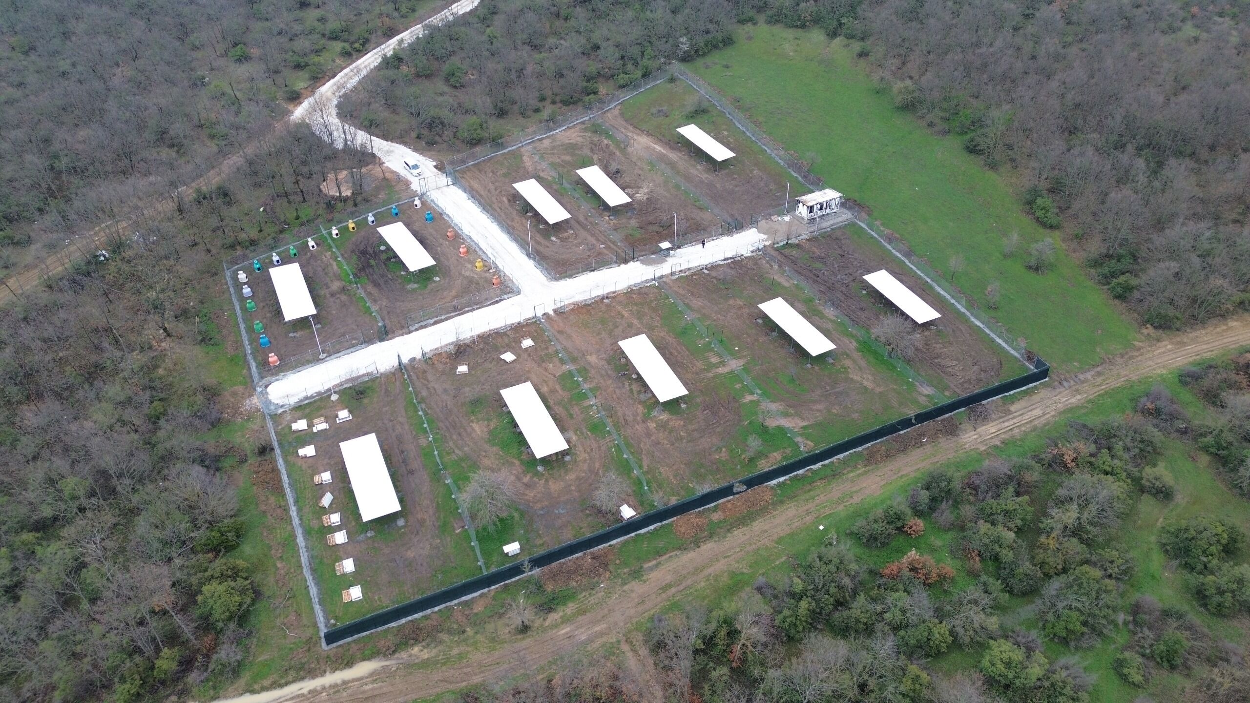 Beledi̇ye Doğal Yaşam Alanina Çi̇rki̇n Saldiri (2)