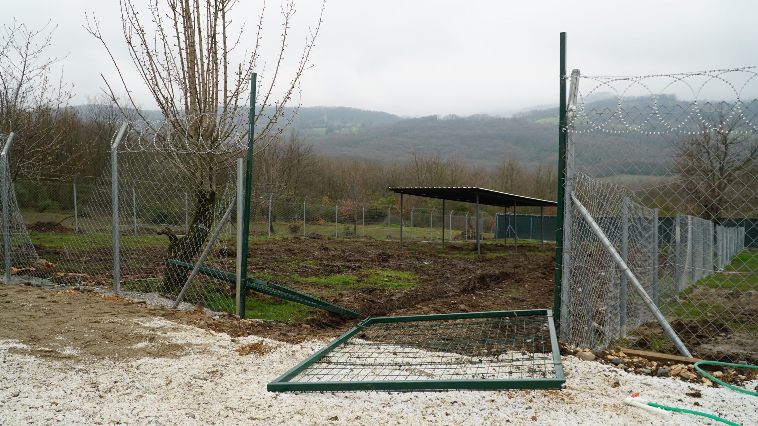 Beledi̇ye Doğal Yaşam Alanina Çi̇rki̇n Saldiri (6)