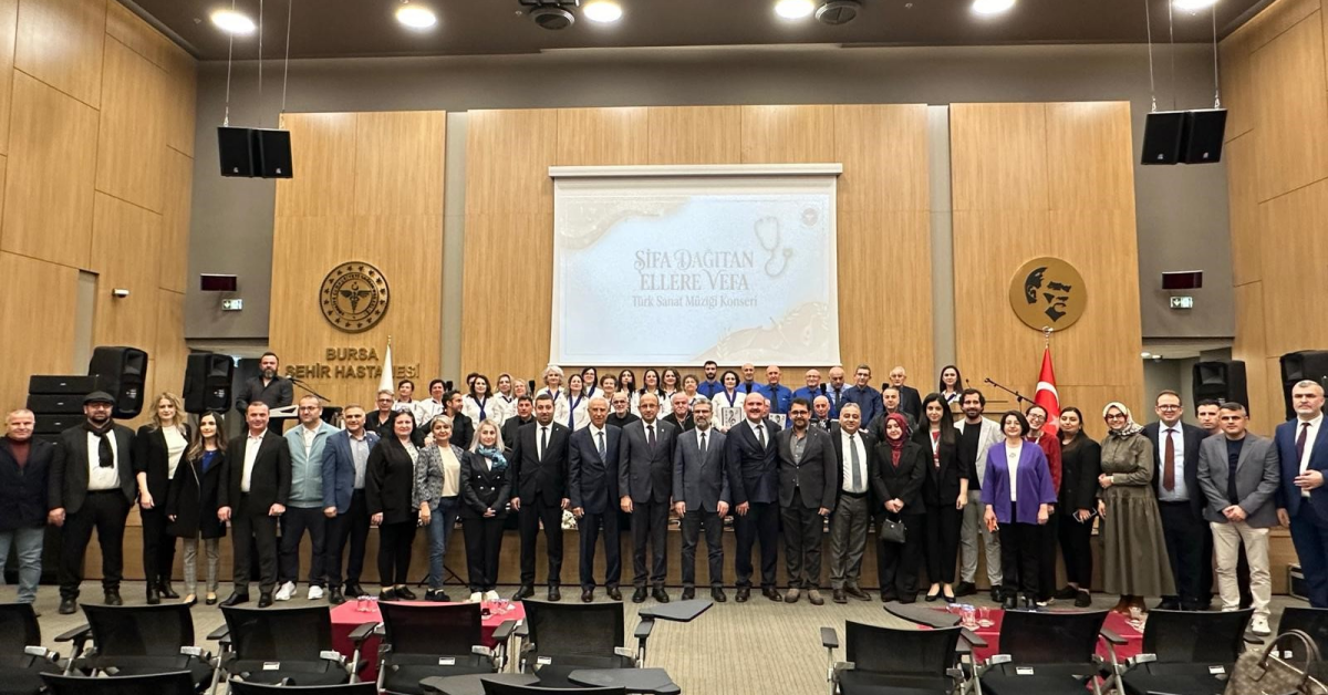 Bursada 1 Yilda 3 Bin 766 Ameliyat Yapan Doktora Odul 1