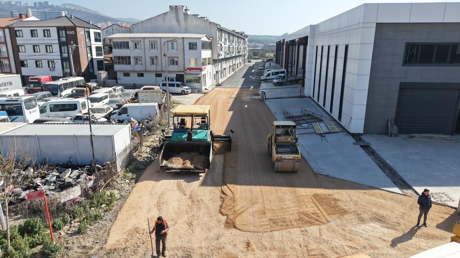 Gemlik’te Yollara Asfalt Ve Taş Parke (2)