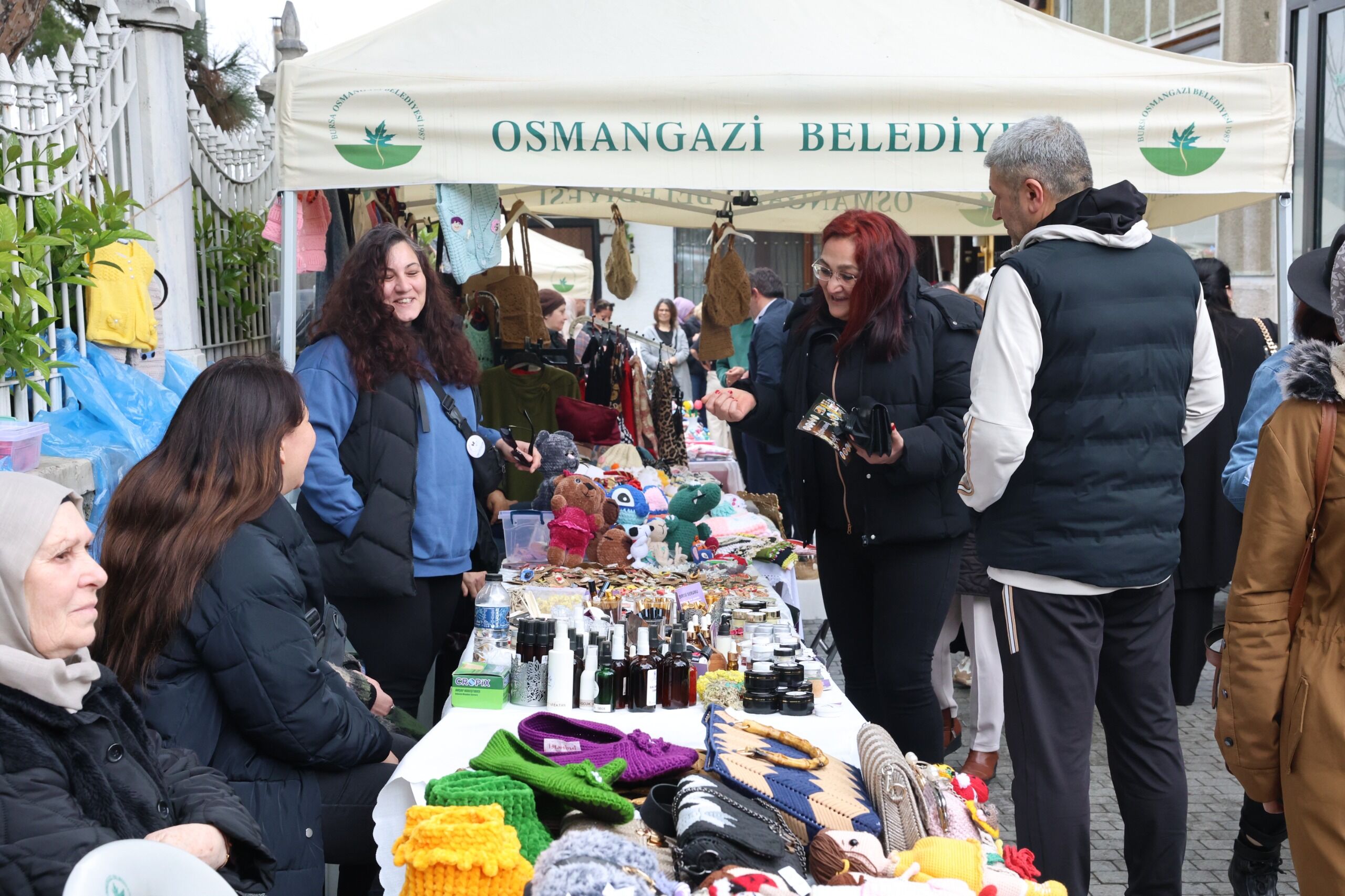 69D4Aed7Af076945525740