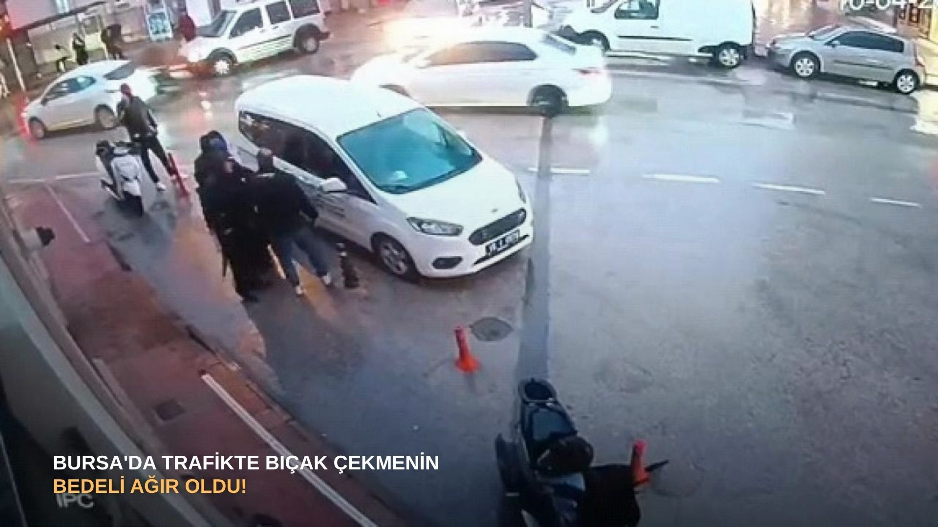 Bursa'da trafikte bıçak çekmenin bedeli ağır oldu!