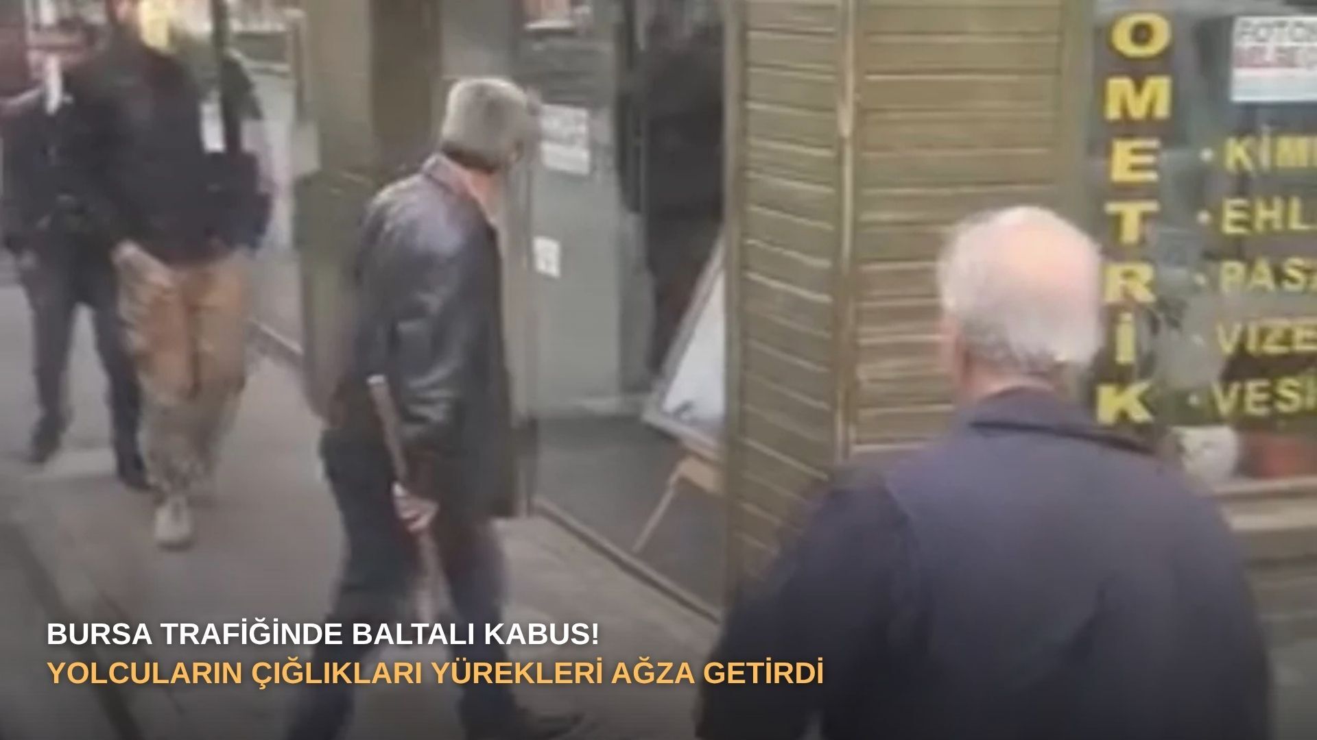 Bursa trafiğinde baltalı kabus!  Yolcuların çığlıkları yürekleri ağza getirdi