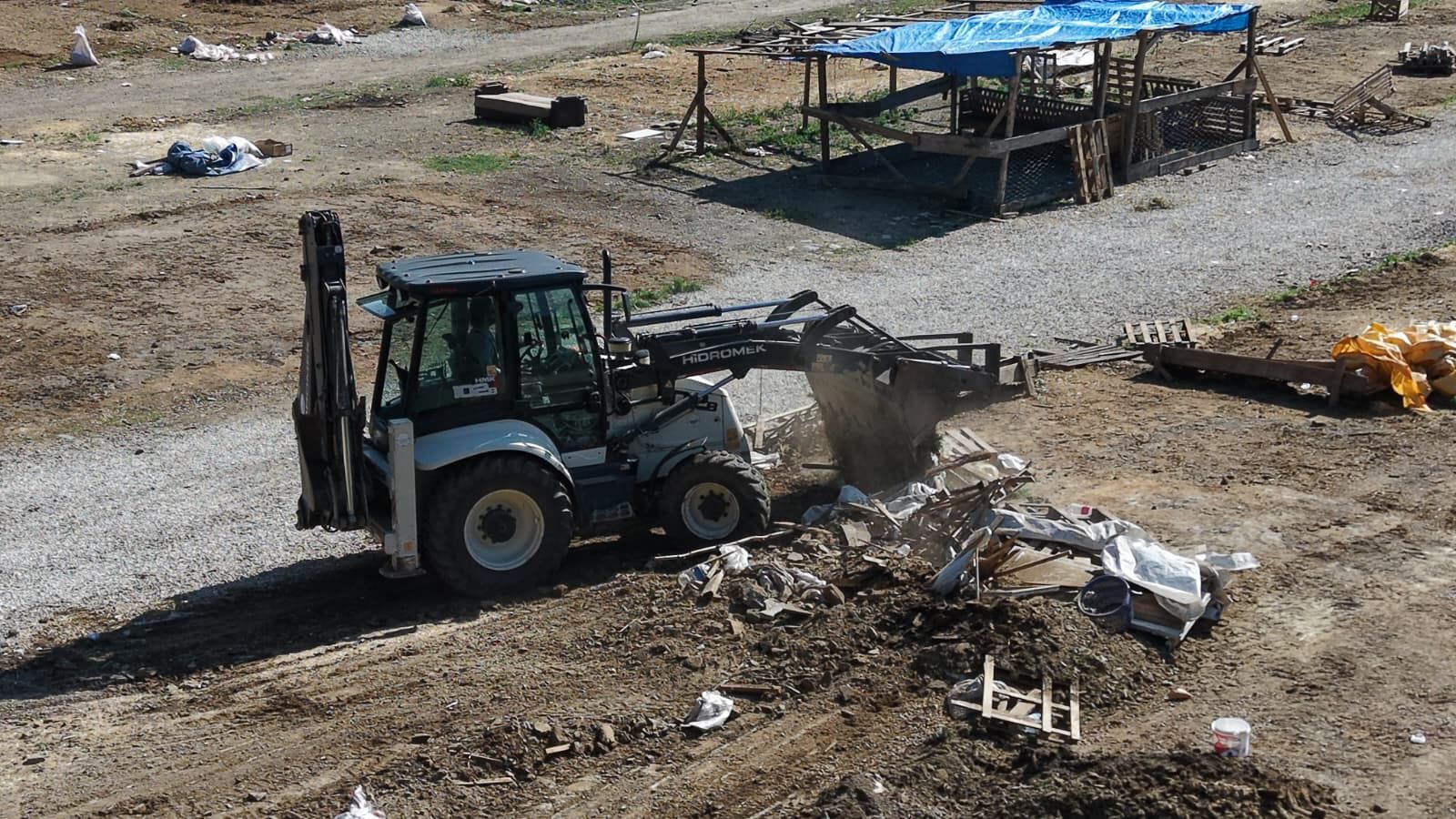 Gemlik'te Bayram Sonrası Kapsamlı Temizlik (2)