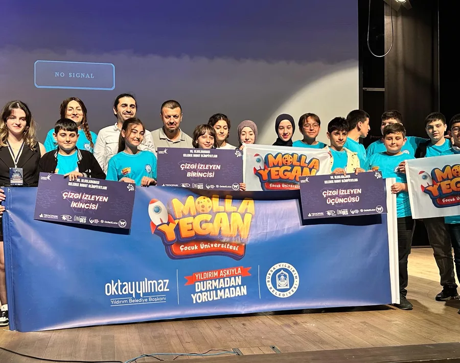 Bursa’dan dünya zirvesine uzanan tarihi Robotik Olimpiyatı başarısı!