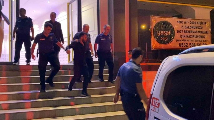 Bursa Da Dugun Kavgasi Bicakli Saldirida 3 Yarali 1 1785625708