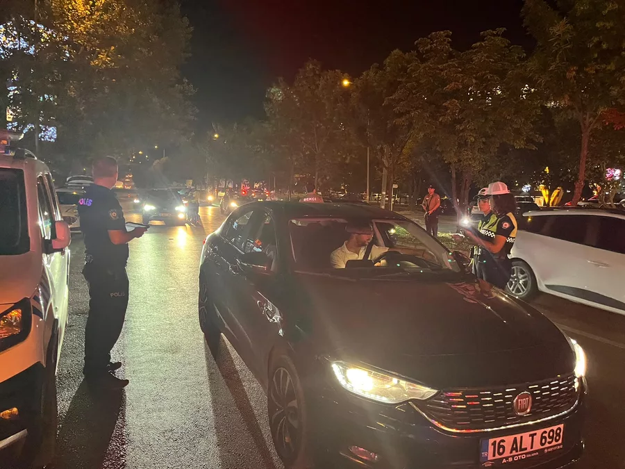 Bursada Asayis Uygulamasi Aranan 21 Ki 1449611 431174 6A77B4525Aab7