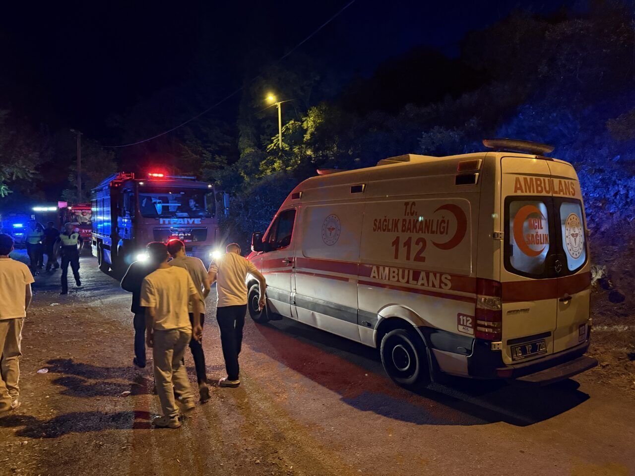 Bursada Ucuruma Yuvarlanan Otomobilin Surucusu Yaralandi B9Bee650Adcb