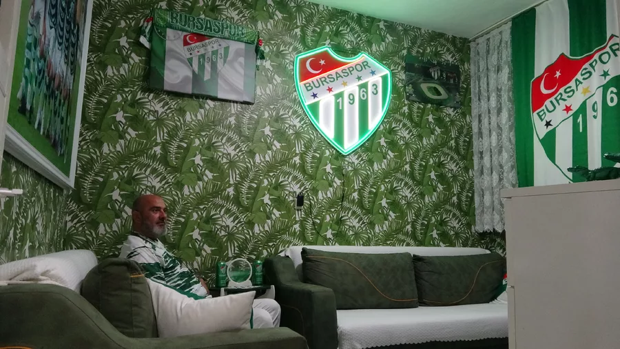 Bursaspor Un Fanatik Taraftari Takma Dis 1458620 433938 6A801Bfcb8Aa0