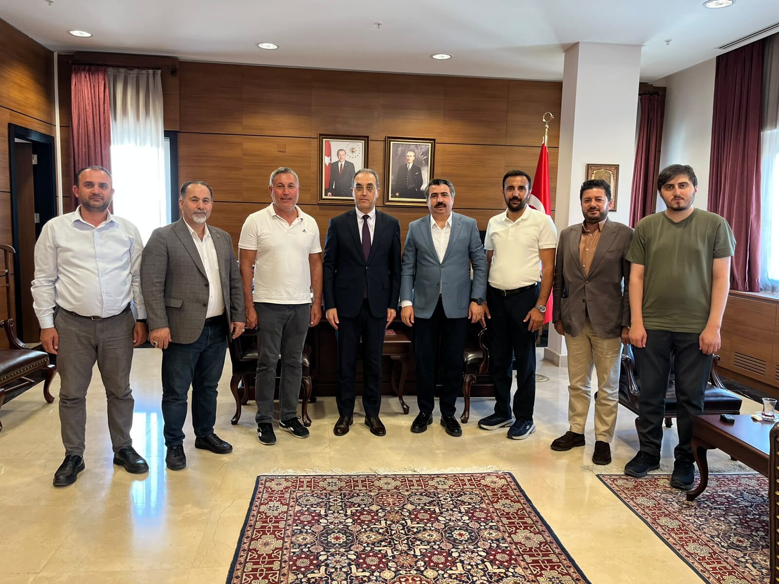 Yb 3 (1)-4