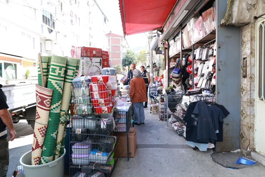 Zabita Mudurlugu Ekipleri Kaldirim Isgali Denetimi 5 6A7447Dc04804 (1)