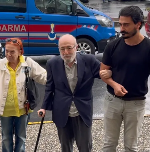 0X0 Kasif Kozinoglu Sorusturmasinda Gelisme Kurtlar Vadisinin Omer Babasi Emin Olcay Adliyede 1790080948700