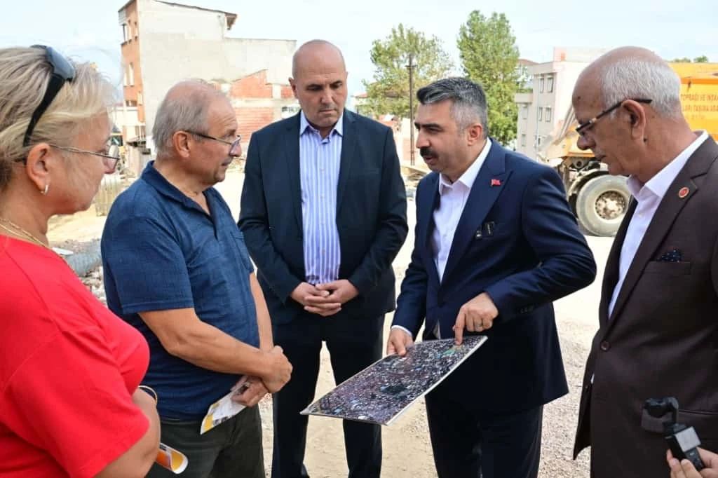 Yildirim Belediye Baskani Oktay Yilmaz Ilcemizin Sadece Bugunune Degil Gelecegine De Hizmet Ediyoruz (1)