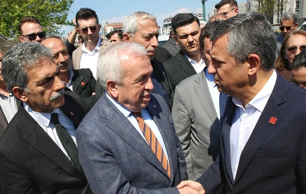 0X0 Bursada Yeni Bomba Ozgur Ozelin Ortbas Agi Patladi Firari Zinari Vekil Araciyla Tasidilar Sus Pazarligi Ve 15 1790841489108