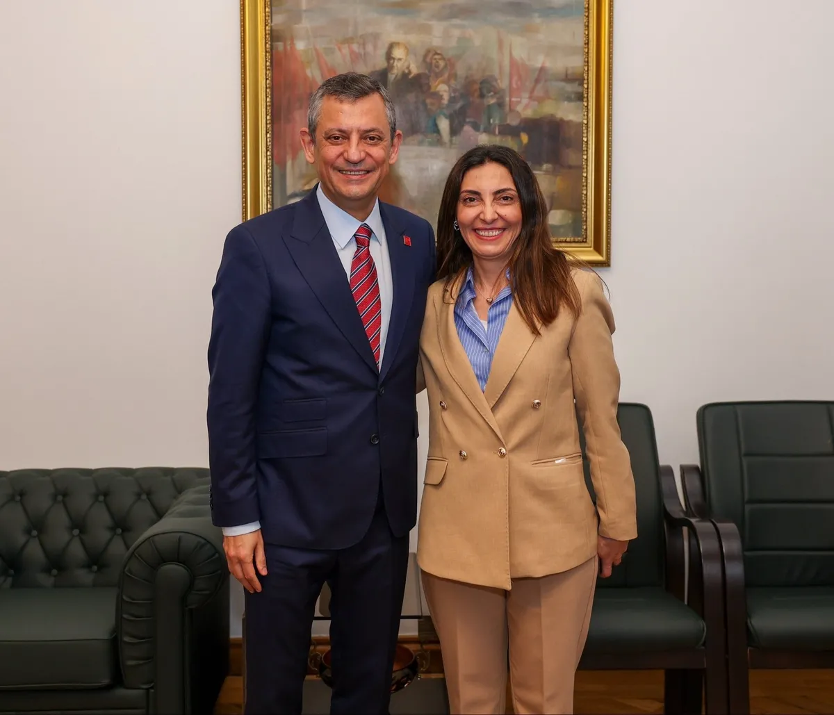 0X0 Bursada Yeni Bomba Ozgur Ozelin Ortbas Agi Patladi Firari Zinari Vekil Araciyla Tasidilar Sus Pazarligi Ve 15 1790842550611