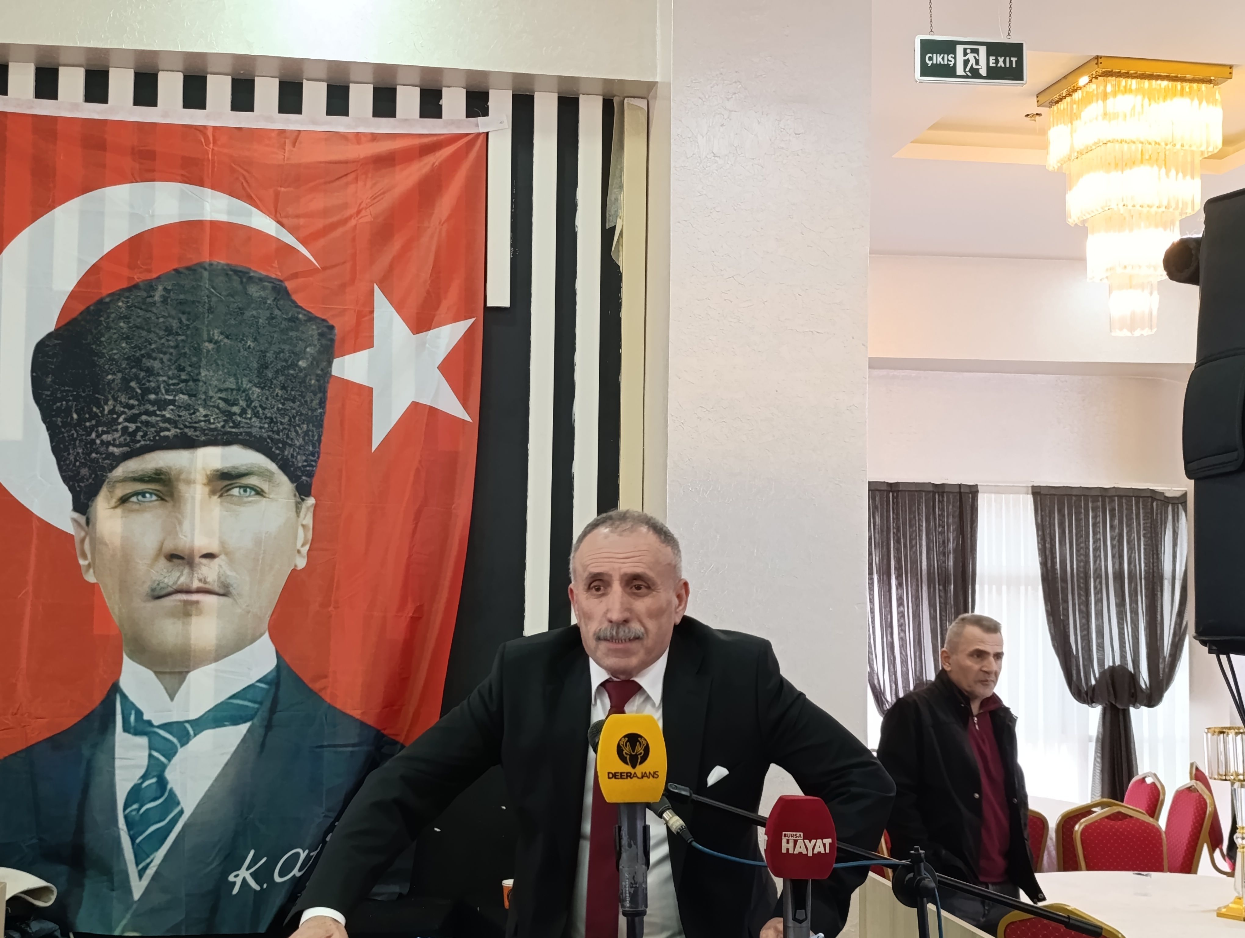 Gemlik’te festival stantları tartışma yarattı: Esnaf haksız rekabetten endişeli