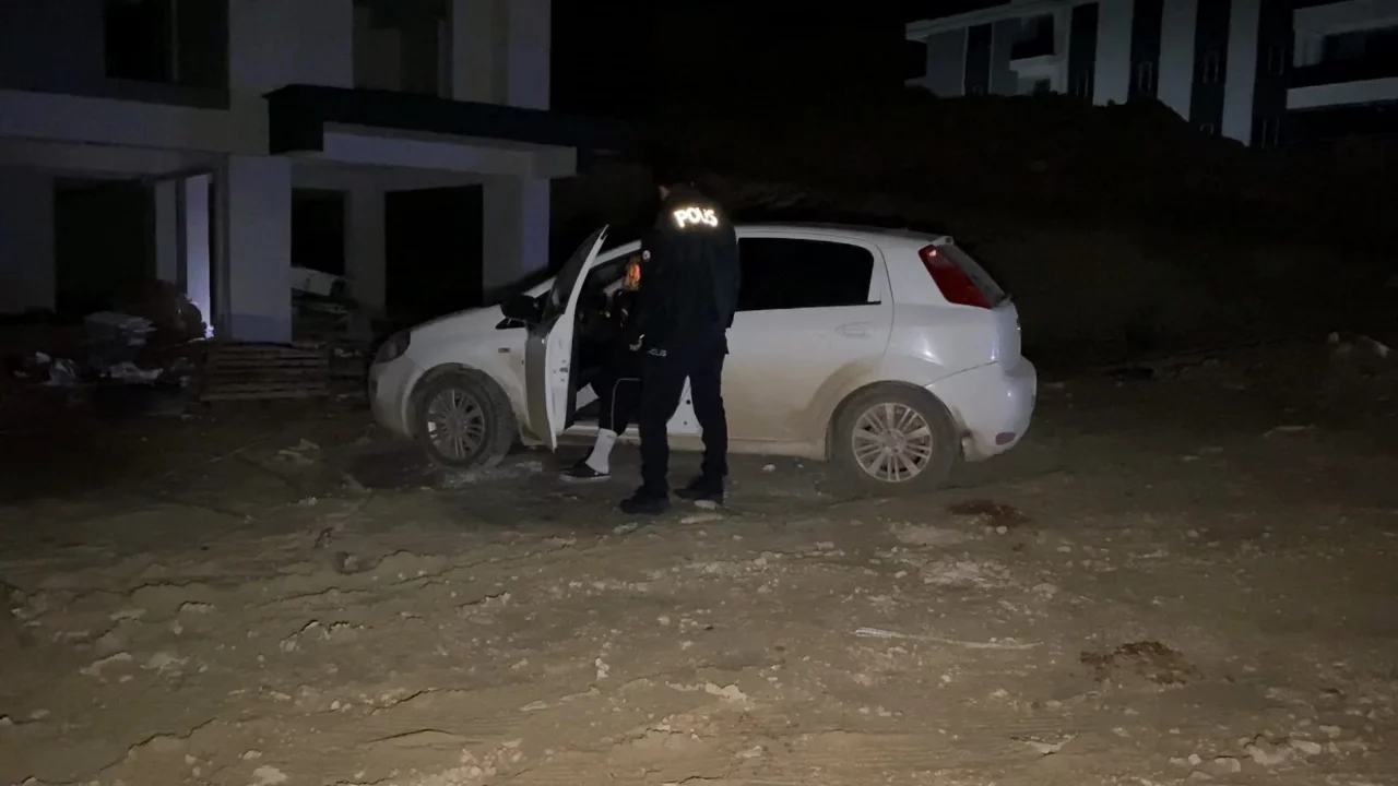 Bursa’da 5 kilometrelik kovalamaca! “Cinler mi sürüyor bu arabayı?”