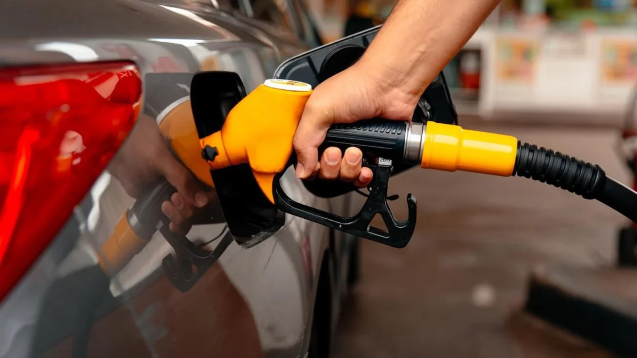 Bursa’da benzine bir indirim daha! Fiyat 77 TL’ye düşebilir