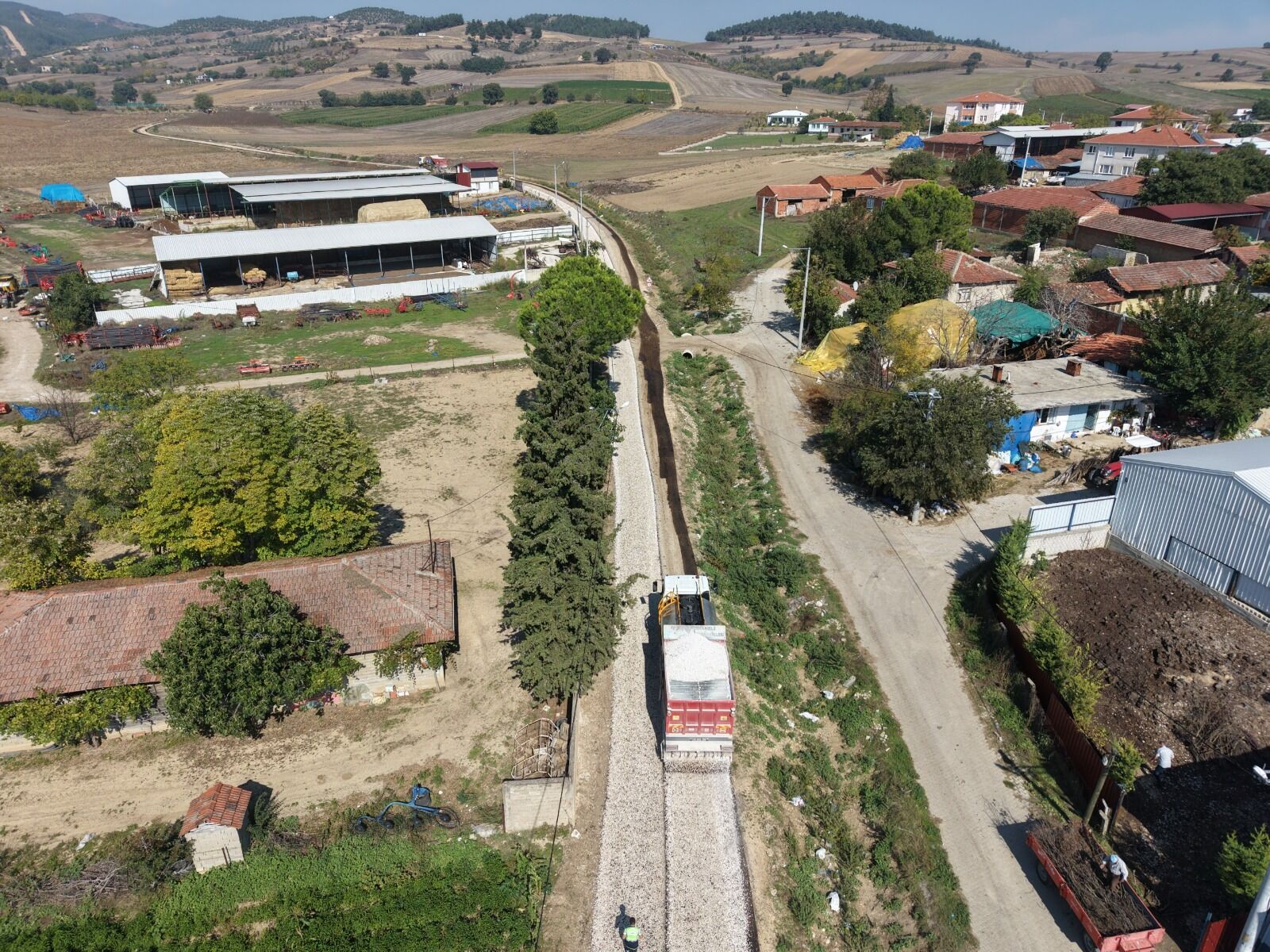 Yenişehir’de yol sorunu için harekete geçildi! 5 kilometrelik yenileme