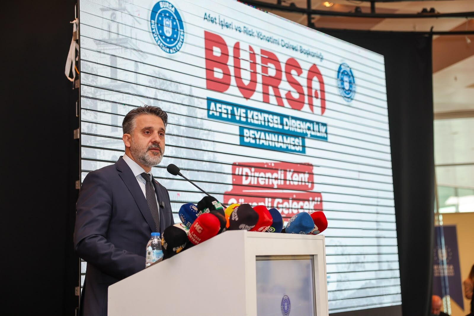 Bursa’da tarihi adım! Afet Anayasası için imzalar atıldı