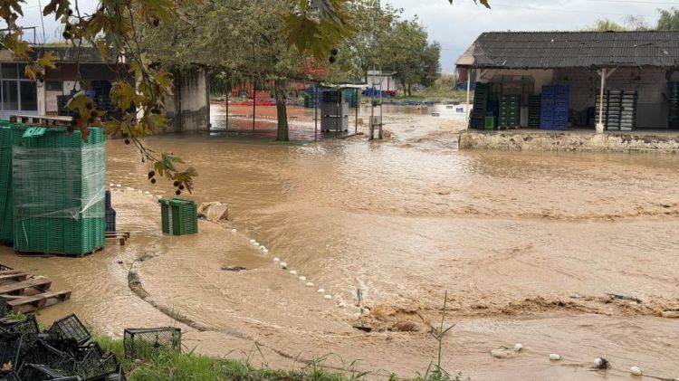 Bursa’da sağanak etkisini gösterdi! 125 noktada müdahale sağlandı