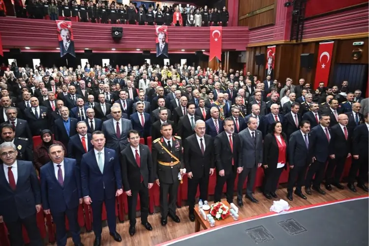 Bursa Da Cumhuriyet In 103 Uncu Yili Tayyare Kultur Merkezi Nde Coskuyla Kutlandi 1793274628 790 Large