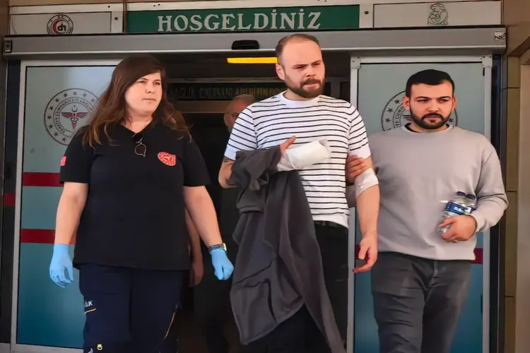 Bursa Da Isci Kanlar Icerisinde Kaldi Elini Testereye Kaptirdi 1790847983 185 Large