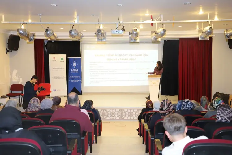Bursa Nin 4 Ilcesinde Kadinlar Icin Onemli Proje Egitimler Basladi 1793438984 334 Large