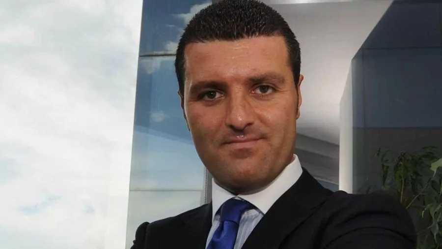 Emir Sarigul 6Adc81Ee7Db6E