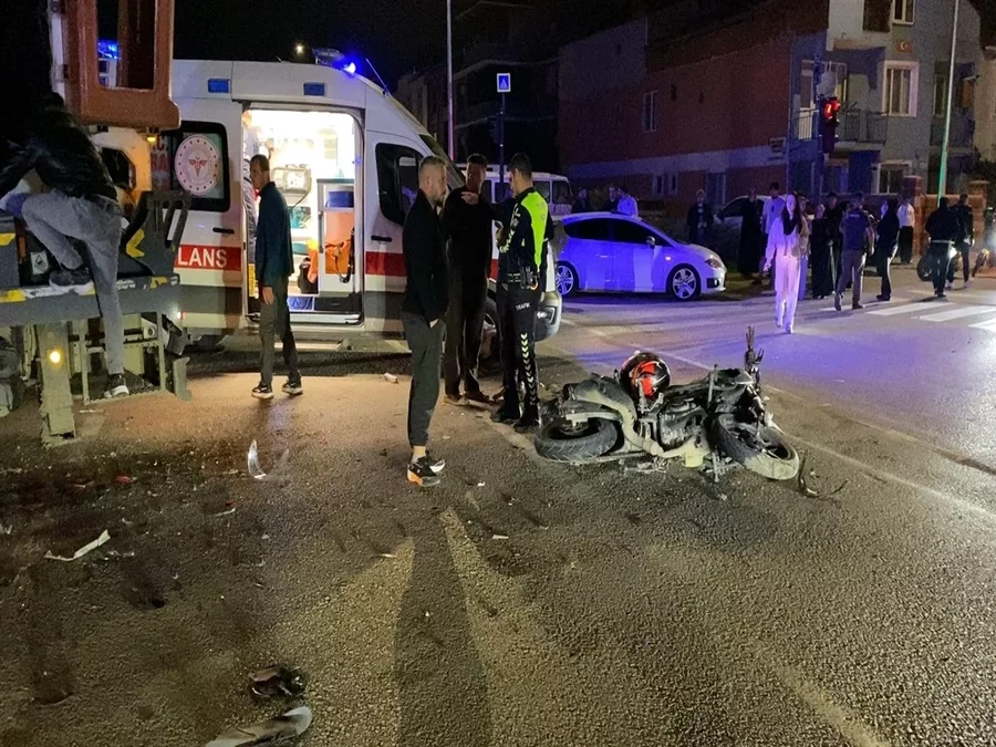Motosikletle Vincin Carpistigi Kazada Ya 1543690 459438 6Ac77014Ad3Ca (1)