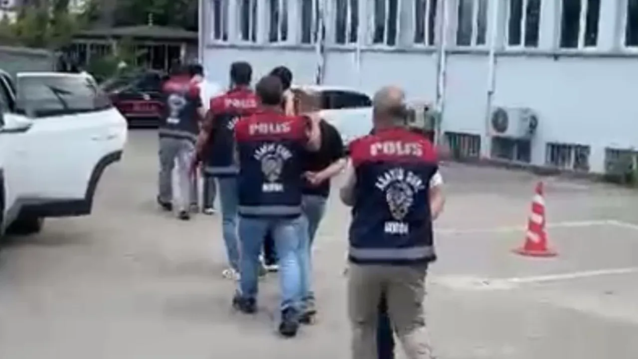 Bursa Polisi’nden kiralık hesap çetesine darbe!