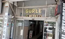 İŞ MERKEZİ YIKILMAYI BEKLİYOR!