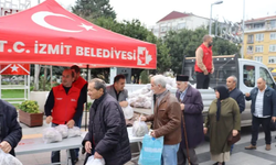 Kocaeli İzmit'te halka ücretsiz istiridye mantarı