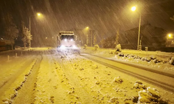 Van'da okullara kar tatili!