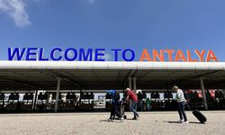 Ege ve Akdeniz'deki havalimanları rekora uçtu