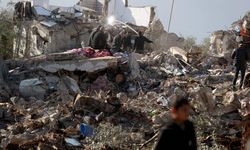 Katil İsrail'in 252 gündür saldırdığı Cenin Mülteci Kampı'nda 63 Filistinli hayatını kaybetti
