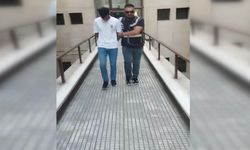 Polisi görünce ölü taklidi yaptı