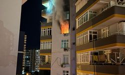 Adana'da apartman dairesinde çıkan yangın hasara yol açtı