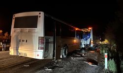İşçi servisi yolcu otobüsüne çarptı: 13 yaralı