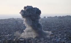 Soykırımcı İsrail, Lübnan'ın güneyine hava saldırıları düzenledi