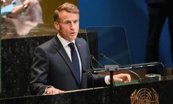 Macron: Louvre Müzesi'ndeki hırsızlık mirasımıza saldırı