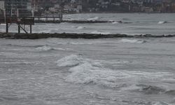 Tekirdağ'da poyraz ulaşımı aksattı: 9 gemi açıkta bekliyor