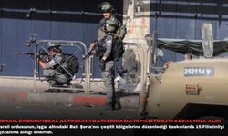 İsrail ordusu işgal altındaki Batı Şeria'da 15 Filistinliyi gözaltına aldı